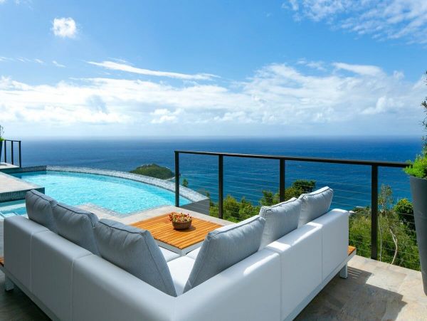 St. John Home 985838