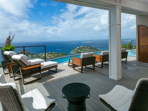 St. John Home 985838