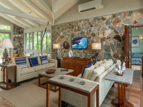 St. John Home 985838