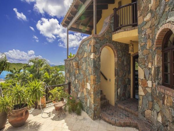 St. John Home 985841
