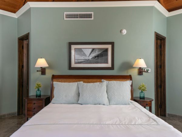 St. John Home 985845