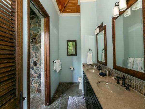 St. John Home 985845