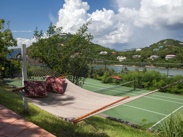 St. John Home 985852