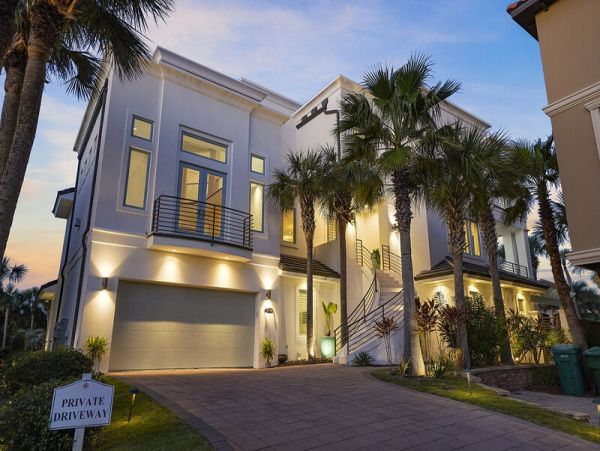 Destin Luxury Vacation Accommodation Walk to Beach