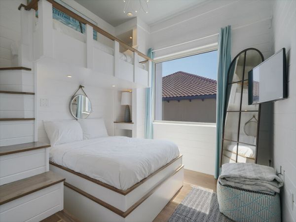 Destin Luxury Vacation Accommodation Walk to Beach