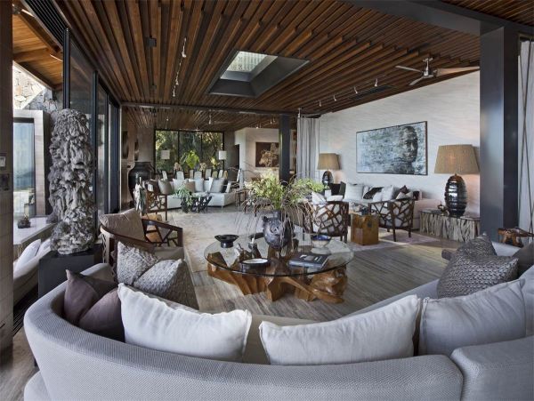 St. John Home 985855