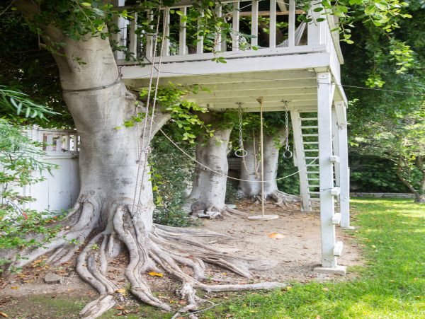 Charming 4 Bedroom Hollywood Home
