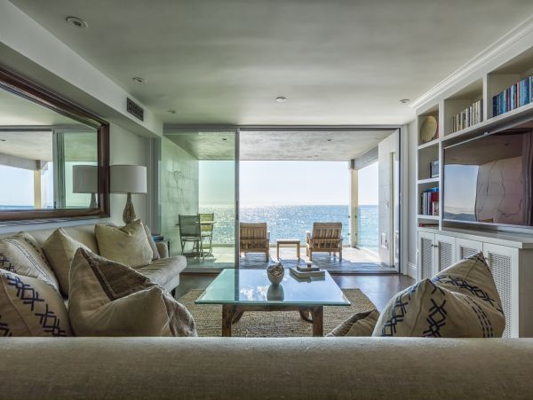 Stunning Malibu Beach House Three En Suite