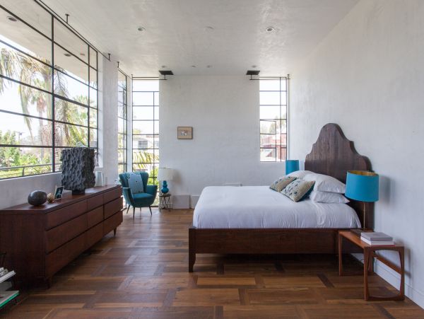 Contemporary Venice Beach Home Three Bedrooms Sleeps 6 Guests