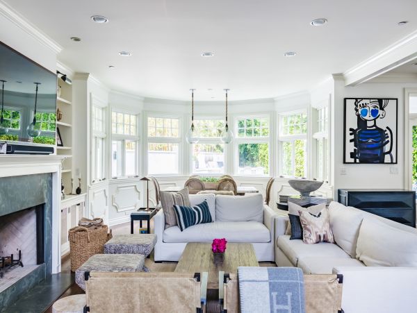 Gorgeous 4 Bedroom Home in Pacific Palisades Sleeps 8