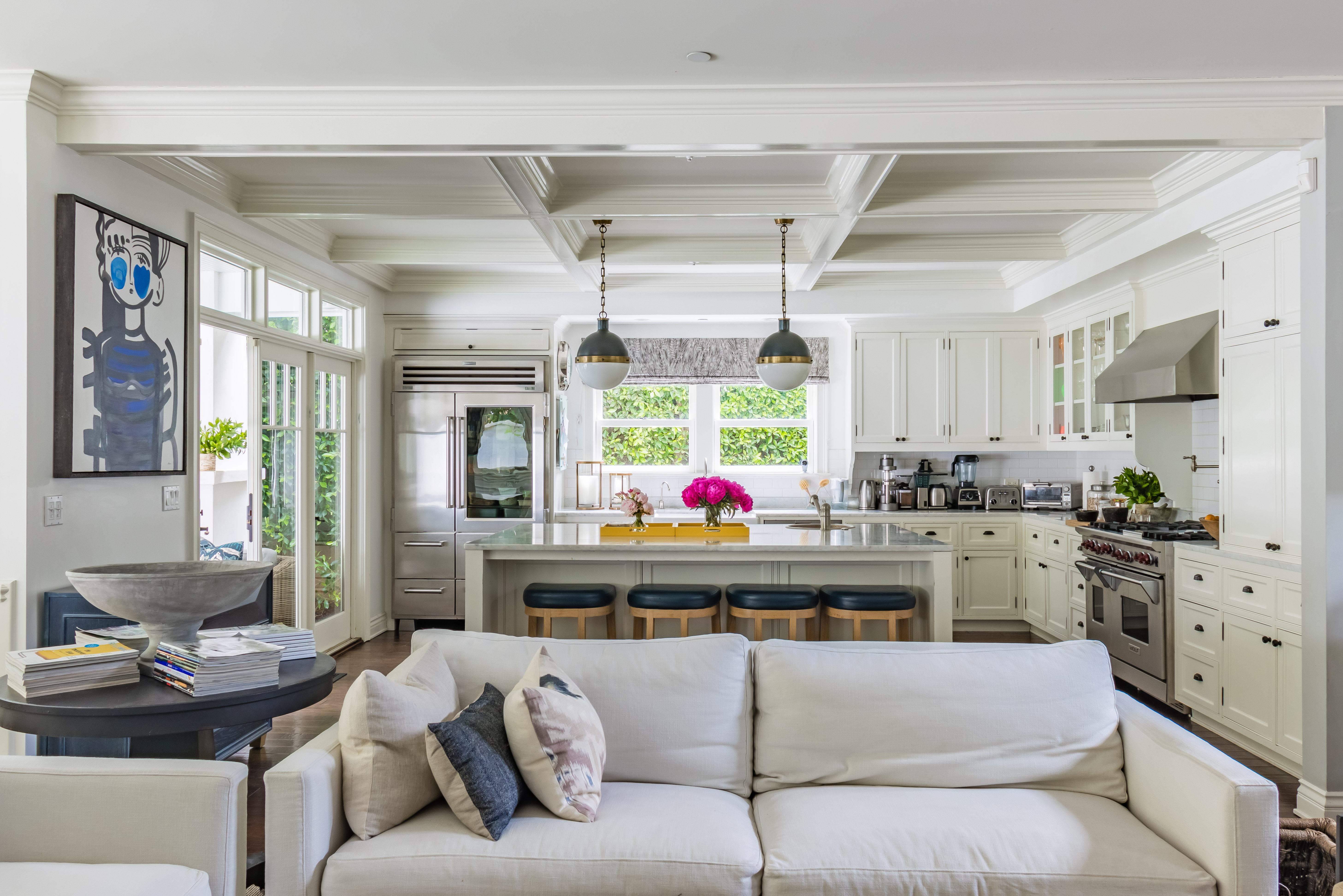 Gorgeous 4 Bedroom Home in Pacific Palisades Sleeps 8