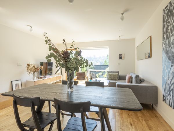 Los Angeles Home 985895