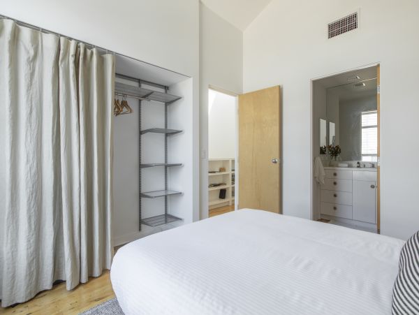Los Angeles Home 985895
