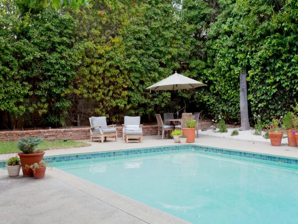 Brentwood Spacious 3 Bedroom Home with Patio & Pool