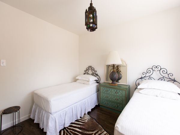Los Angeles Home 985899