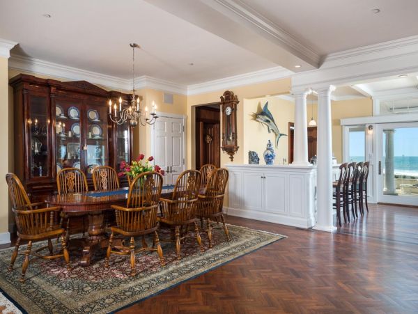 On Beach Carpinteria Vacation Home Five Bedrooms With Spa
