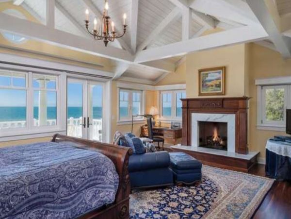 On Beach Carpinteria Vacation Home Five Bedrooms With Spa
