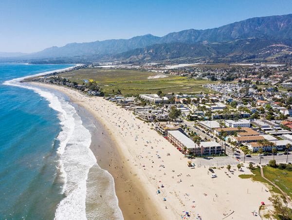 On Beach Carpinteria Vacation Home Five Bedrooms With Spa