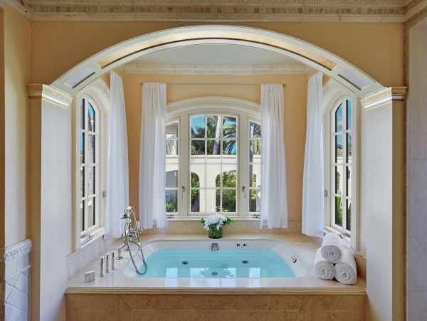 Oceanfront Saint Martin Vacation Home Sleeps 20  Guests