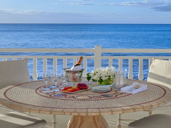 Oceanfront Saint Martin Vacation Home Sleeps 20  Guests