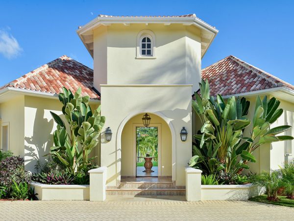 Oceanfront Saint Martin Vacation Home Sleeps 20  Guests