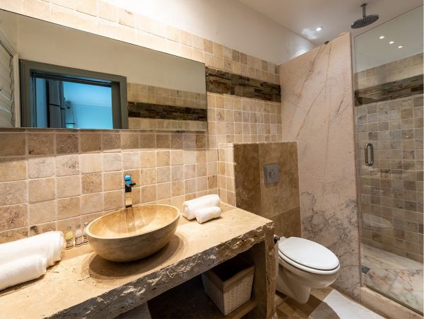 Stunning Vacation Villa in St. Martin with Private Pool & Views