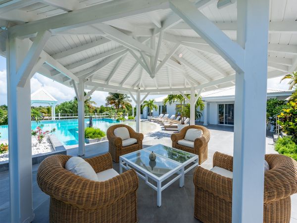 Stunning Vacation Villa in St. Martin with Private Pool & Views