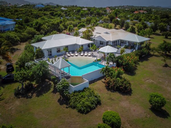 Stunning Vacation Villa in St. Martin with Private Pool & Views