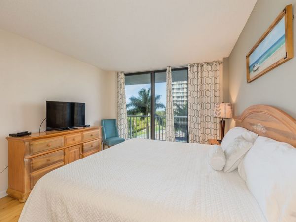 On Beach Marco Island Vacation Condo Two Bedroom