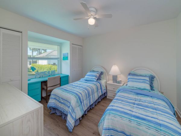 Short Walk to Beach Three Bedroom Marco Island Vacation Home