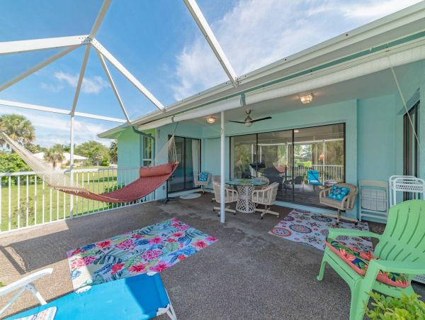 Short Walk to Beach Three Bedroom Marco Island Vacation Home