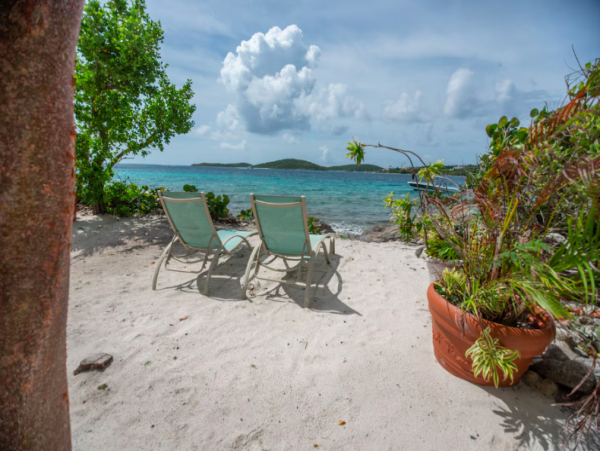Stunning Beachfront Vacation Rental with Pool in St. Thomas