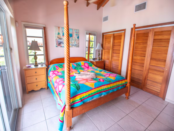 Stunning Beachfront Vacation Rental with Pool in St. Thomas