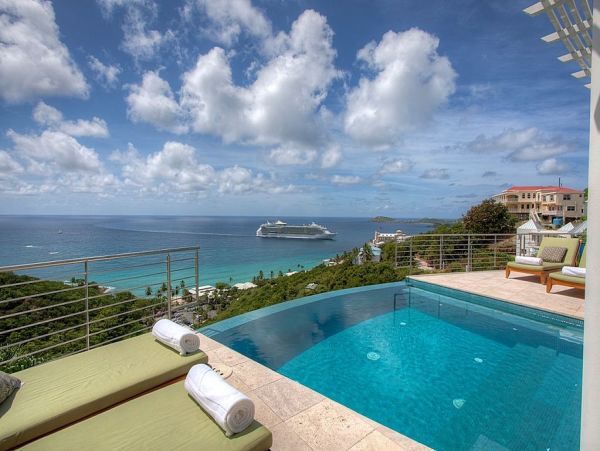 St. Thomas Home 986015