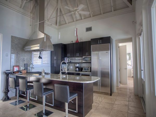 St. Thomas Home 986015
