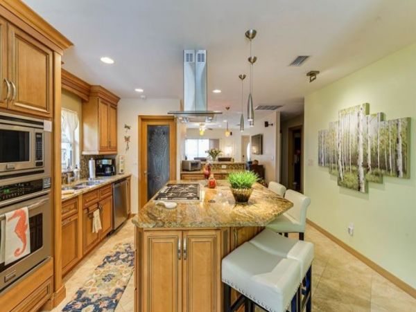 Naples Vacation Home Private Caged Pool Short Walk To Beach