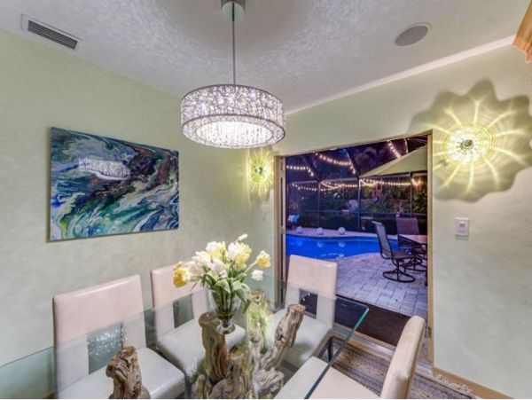 Naples Vacation Home Private Caged Pool Short Walk To Beach