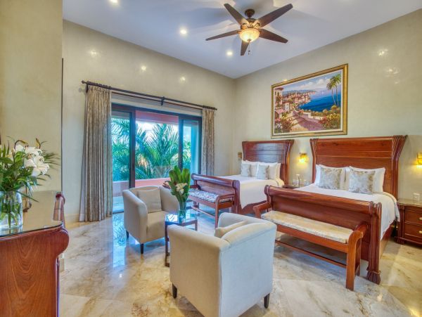 Oceanfront Villa in Soliman Bay Pool & Spa Sleeps 34 Guests