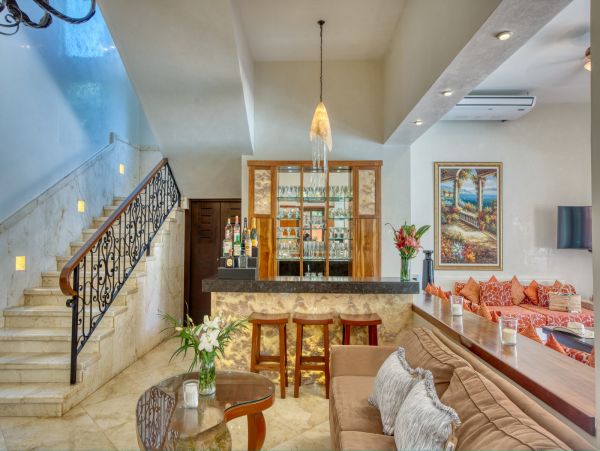Oceanfront Villa in Soliman Bay Pool & Spa Sleeps 34 Guests