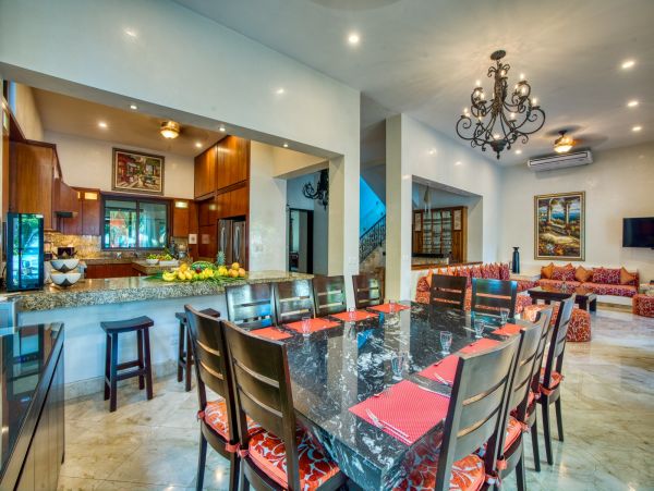 Oceanfront Villa in Soliman Bay Pool & Spa Sleeps 34 Guests