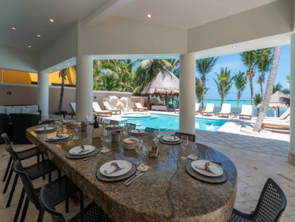 Oceanfront Villa in Soliman Bay Pool & Spa Sleeps 34 Guests