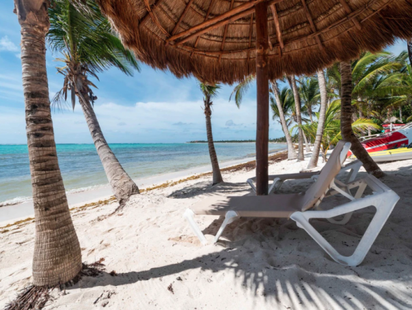 Oceanfront Villa in Soliman Bay Pool & Spa Sleeps 34 Guests