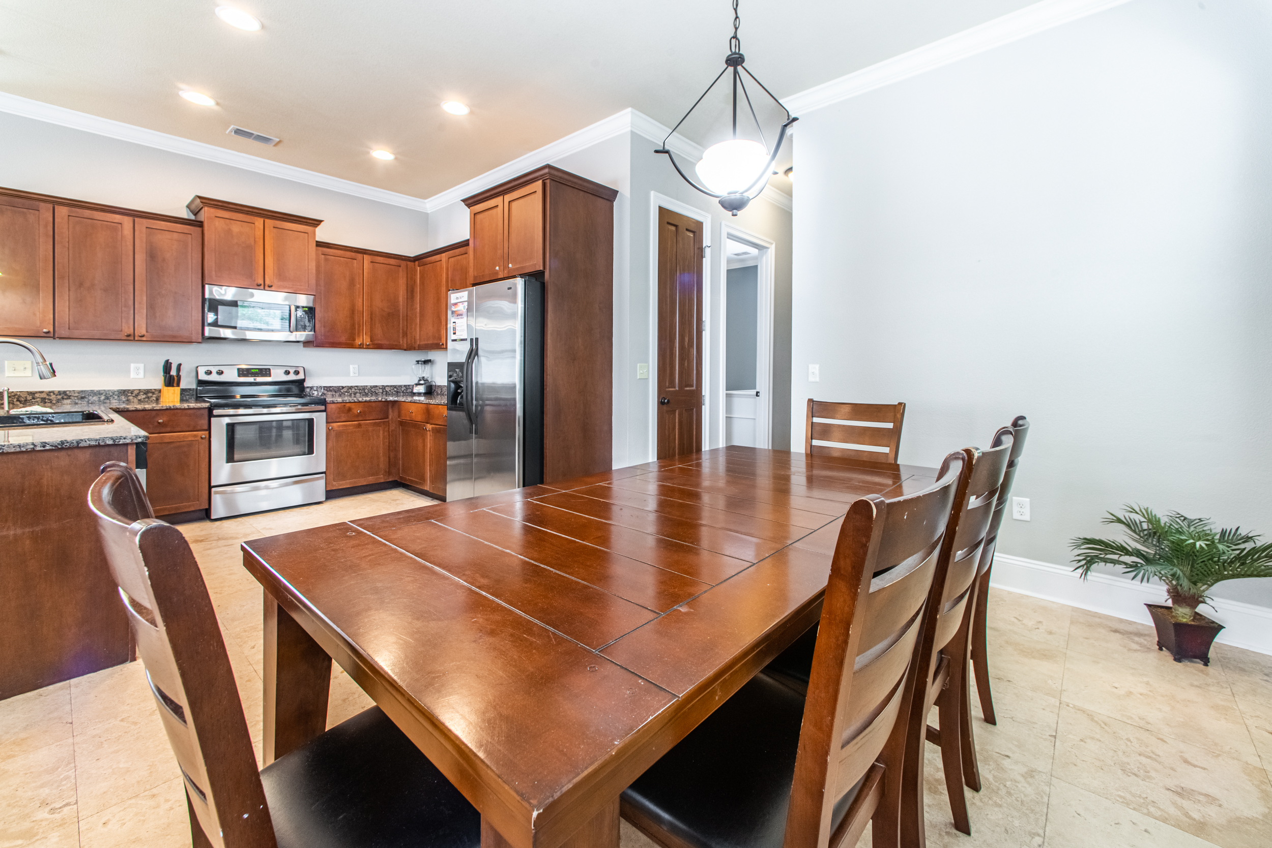 Destin Vacation Home Five Bedroom Walk to Beach