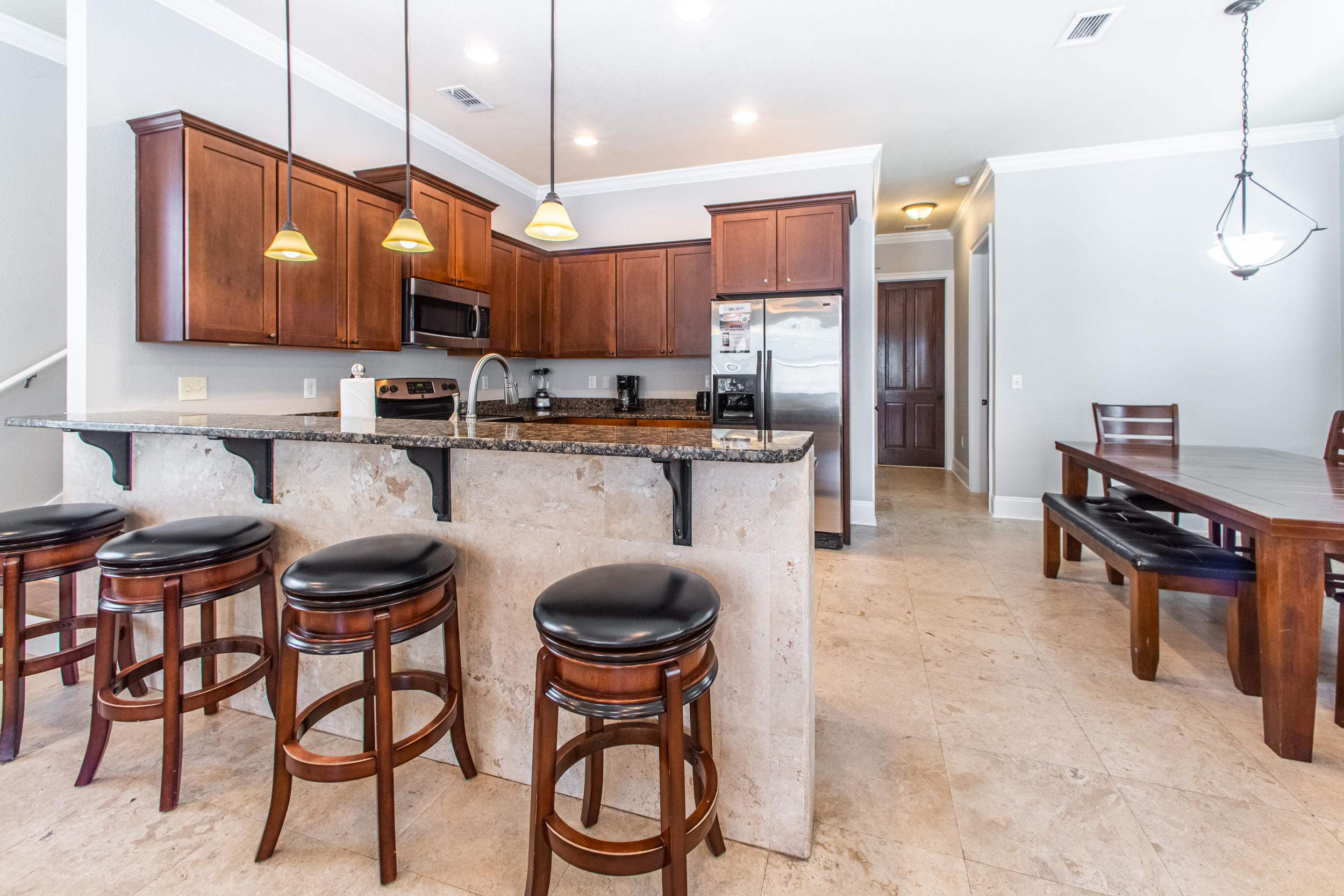 Destin Vacation Home Five Bedroom Walk to Beach