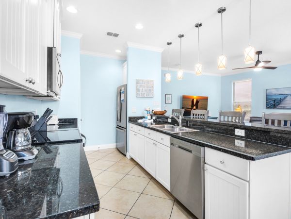 Destin Vacation Rental - Six Bedroom Home with Pool & Balconies