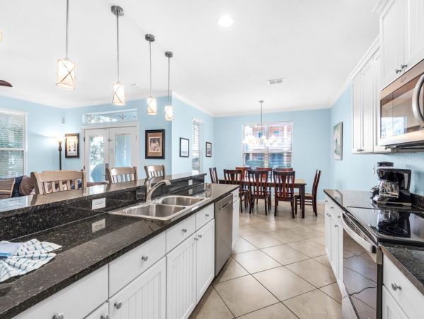 Destin Vacation Rental - Six Bedroom Home with Pool & Balconies