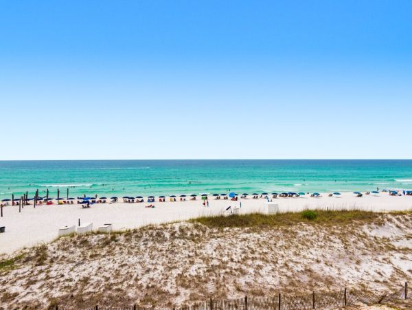 Destin Vacation Rental - Six Bedroom Home with Pool & Balconies