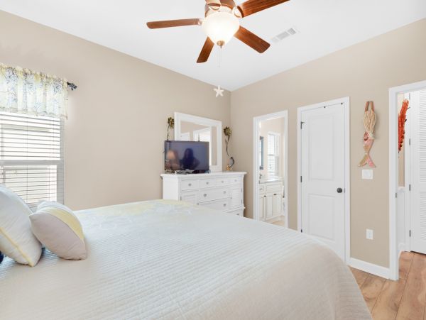 Crystal Beach Luxury Four Bedroom Getaway