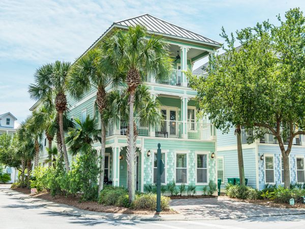 Destin Five Bedroom Vacation Home Sleeps 16 Guests