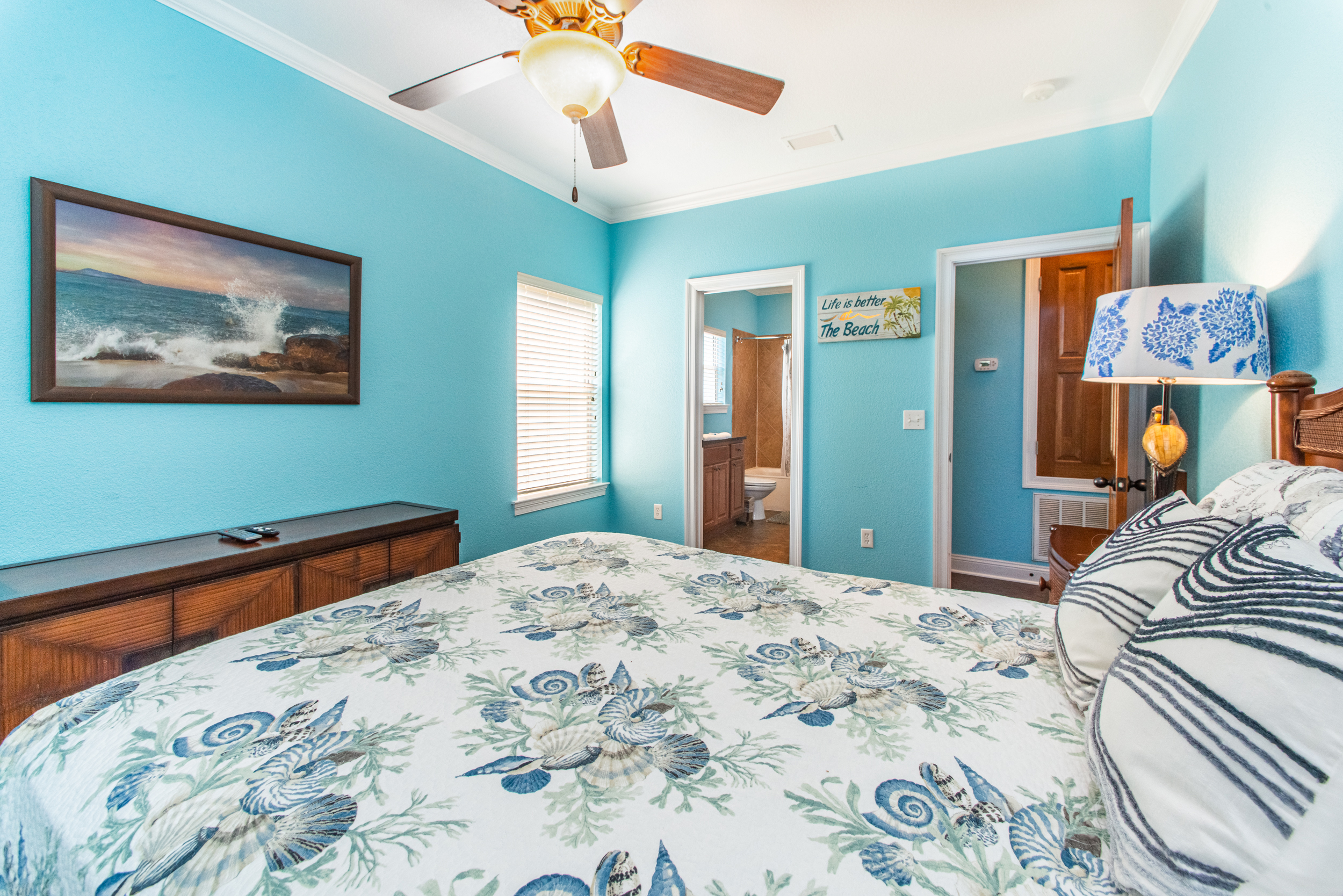 Destin Five Bedroom Vacation Home Sleeps 16 Guests